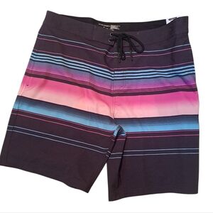 No Boundaries Men's Striped Shorts